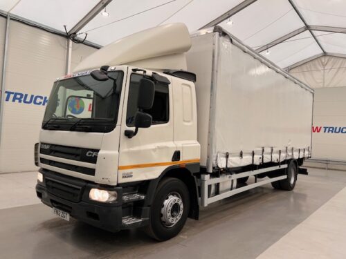 DAF CF65 220 Sleeper Cab Curtainsider