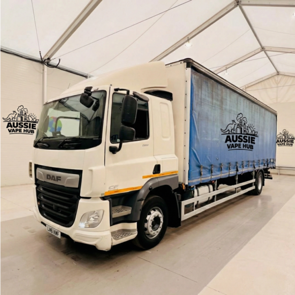 DAF CF 220 6x2 Sleeper Cab Curtainsider